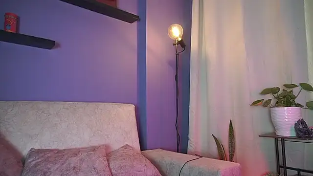 roselinedior online show from July 10, 2026, 3:36 pm