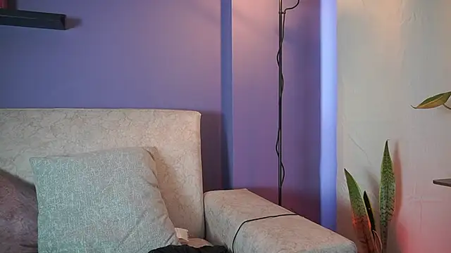 roselinedior online show from July 11, 2026, 2:20 pm