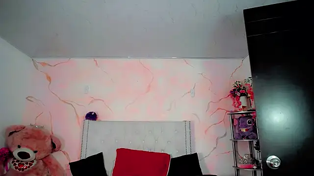 Snapshot of maria_camilacms chatting on July 7, 2026, 6:23 pm maria camilacms online show from July 7, 2026, 6:23 pm