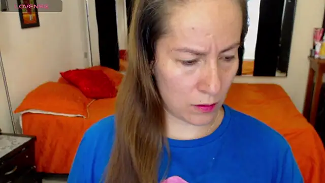 Snapshot of CATRINA-83 chatting on September 15, 2025, 4:18 pm CATRINA-83 online show from September 15, 2025, 4:18 pm