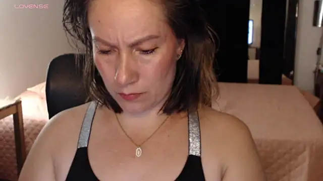 Snapshot of CATRINA-83 chatting on May 28, 2026, 12:30 am CATRINA-83 online show from May 28, 2026, 12:30 am