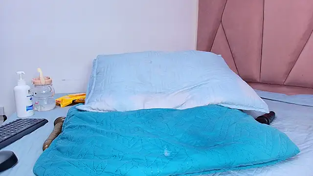 Snapshot of arl_chloee chatting on March 6, 2025, 6:08 am arl chloee online show from March 6, 2025, 6:08 am