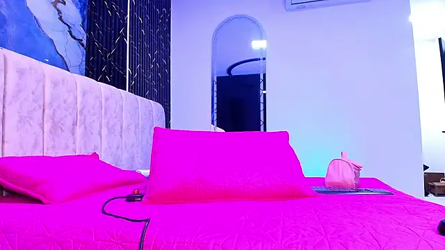 Snapshot of arl_chloee chatting on June 5, 2026, 3:13 am arl chloee online show from June 5, 2026, 3:13 am
