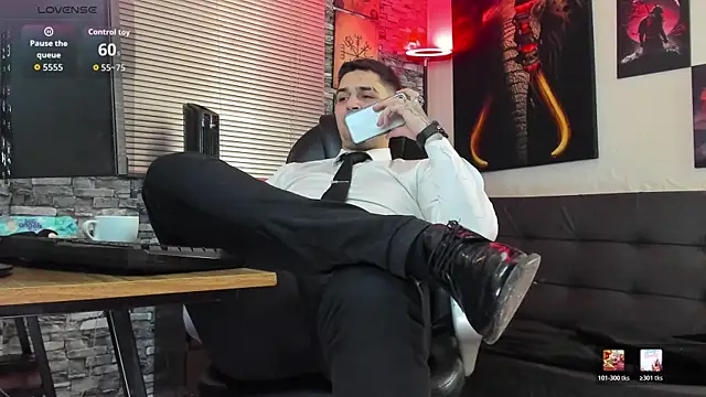 Nicolas Fellener online show from July 24, 2026, 2:42 am