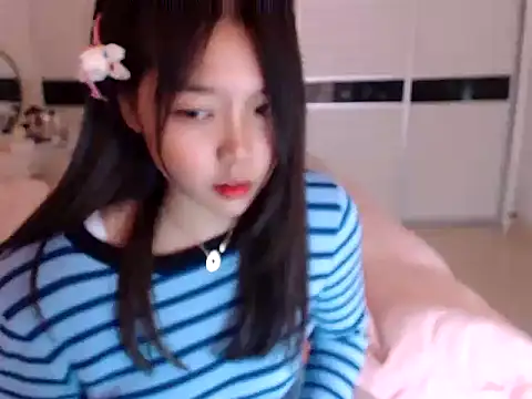 -Lucky Girl online show from March 15, 2025, 7:42 am