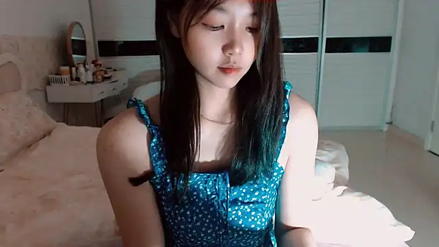 Snapshot of -Lucky_Girl chatting on May 13, 2026, 2:09 am -Lucky Girl online show from May 13, 2026, 2:09 am