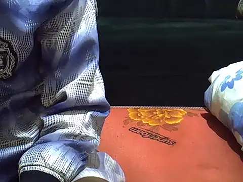 sweet veee online show from November 20, 2025, 5:29 am