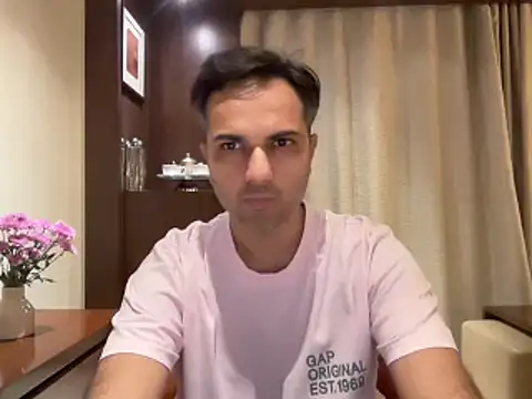 immog727 online show from March 9, 2025, 4:44 pm