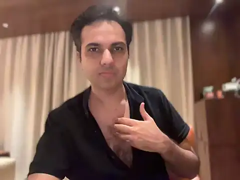 immog727 online show from April 11, 2026, 6:23 pm