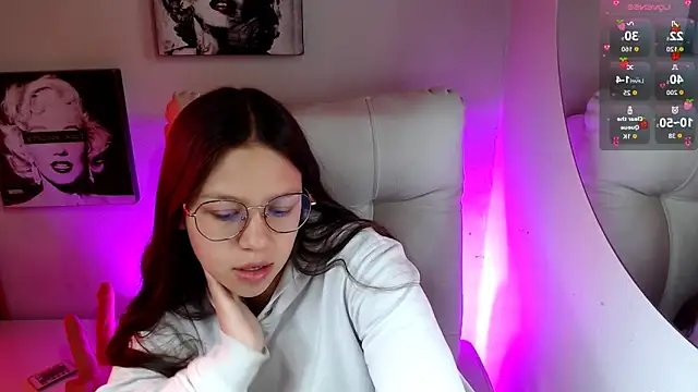 SamanthaRoldaan online show from February 4, 2026, 2:34 pm