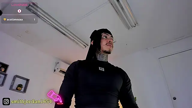 Snapshot of JordanSmiith_ chatting on February 28, 2025, 2:20 am JordanSmiith online show from February 28, 2025, 2:20 am