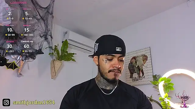 Snapshot of JordanSmiith_ chatting on October 25, 2025, 9:09 pm JordanSmiith online show from October 25, 2025, 9:09 pm