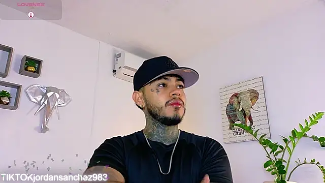 JordanSmiith  online show from February 15, 2026, 2:25 pm