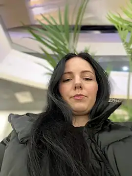 Snapshot of naughty_lucifer chatting on February 28, 2025, 5:04 pm naughty lucifer online show from February 28, 2025, 5:04 pm