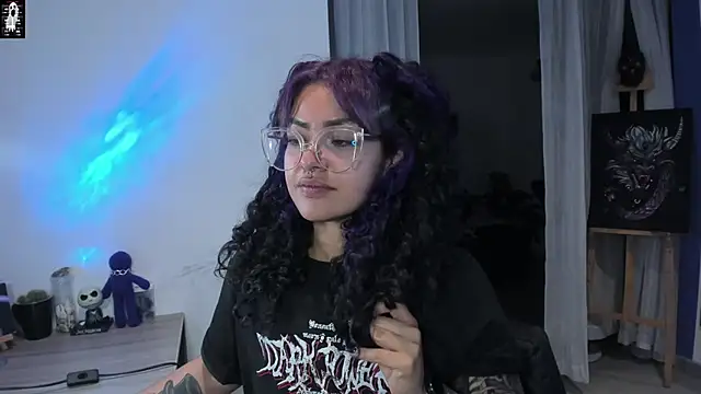 witchviolet online show from February 21, 2025, 3:01 am