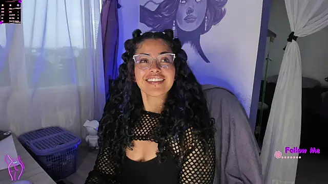 witchviolet online show from October 9, 2025, 9:57 pm