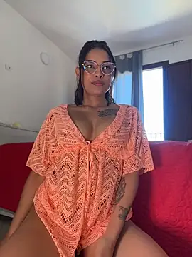 Snapshot of maykka chatting on May 11, 2026, 1:17 pm maykka online show from May 11, 2026, 1:17 pm