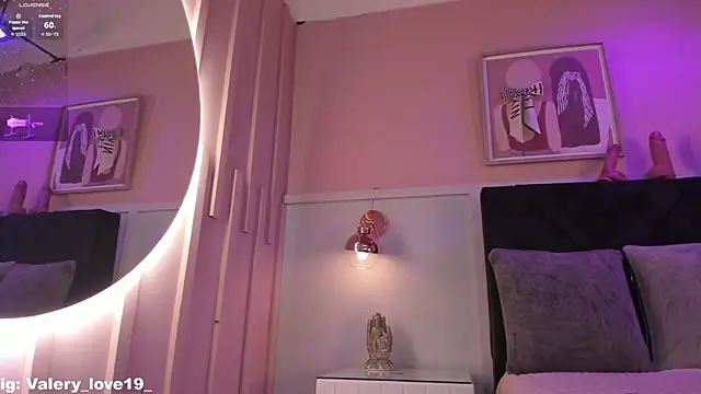 chloe watson  online show from February 14, 2026, 7:43 pm