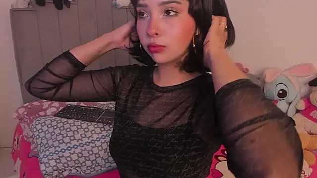 chloe watson  online show from June 30, 2026, 5:58 pm