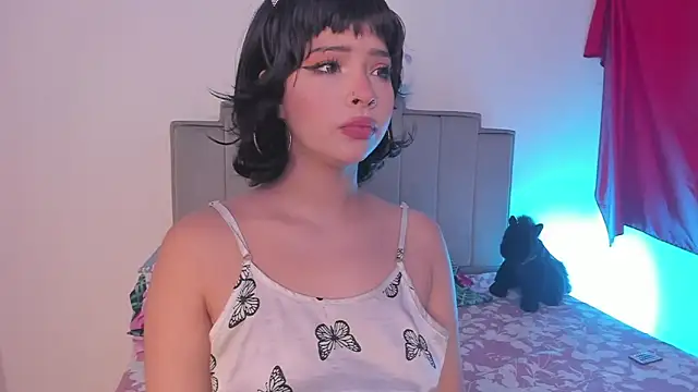 chloe watson  online show from July 23, 2026, 2:48 pm
