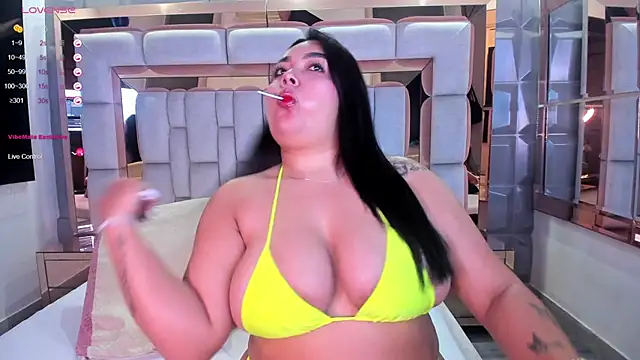 Snapshot of samantasm chatting on January 26, 2025, 3:06 am samantasm online show from January 26, 2025, 3:06 am