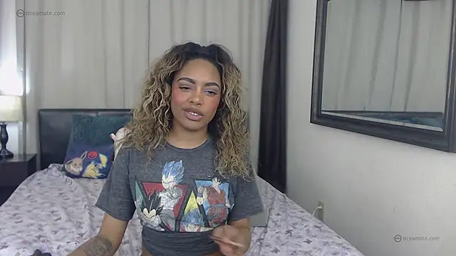 Snapshot of RobynKnight chatting on December 5, 2025, 6:55 am RobynKnight online show from December 5, 2025, 6:55 am