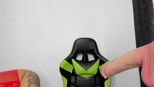 Snapshot of leila_22 chatting on February 11, 2025, 1:09 pm leila 22 online show from February 11, 2025, 1:09 pm