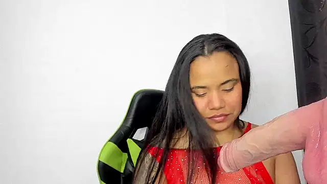 Snapshot of leila_22 chatting on February 11, 2025, 4:46 pm leila 22 online show from February 11, 2025, 4:46 pm