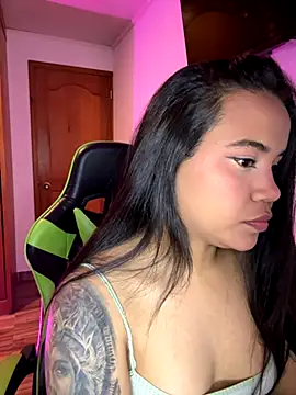 Snapshot of leila_22 chatting on September 12, 2025, 6:46 am leila 22 online show from September 12, 2025, 6:46 am