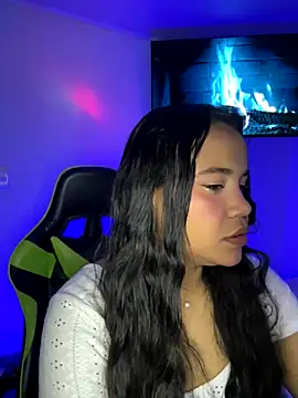 Snapshot of leila_22 chatting on November 10, 2025, 7:07 am leila 22 online show from November 10, 2025, 7:07 am