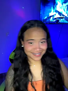 Snapshot of leila_22 chatting on November 11, 2025, 8:14 am leila 22 online show from November 11, 2025, 8:14 am