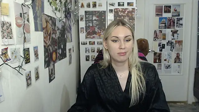 Snapshot of CapriScorpion chatting on January 5, 2025, 4:16 pm CapriScorpion online show from January 5, 2025, 4:16 pm