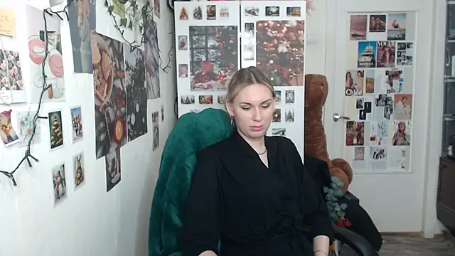 Snapshot of CapriScorpion chatting on January 26, 2025, 1:47 pm CapriScorpion online show from January 26, 2025, 1:47 pm