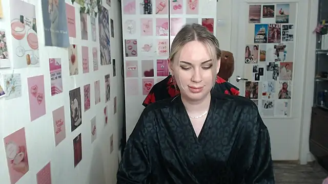 Snapshot of CapriScorpion chatting on February 12, 2025, 4:44 pm CapriScorpion online show from February 12, 2025, 4:44 pm