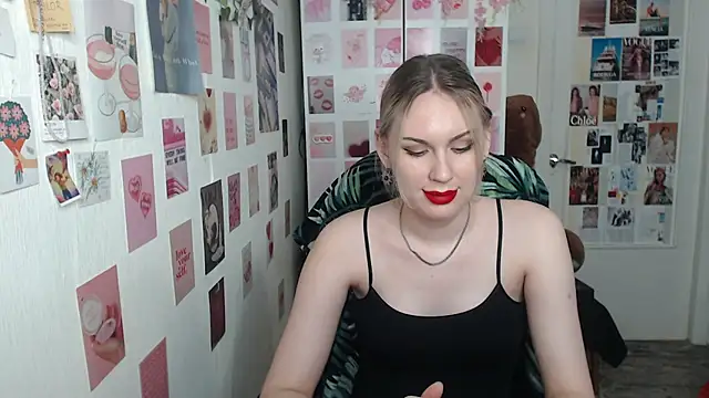 Snapshot of CapriScorpion chatting on March 1, 2025, 12:12 pm CapriScorpion online show from March 1, 2025, 12:12 pm