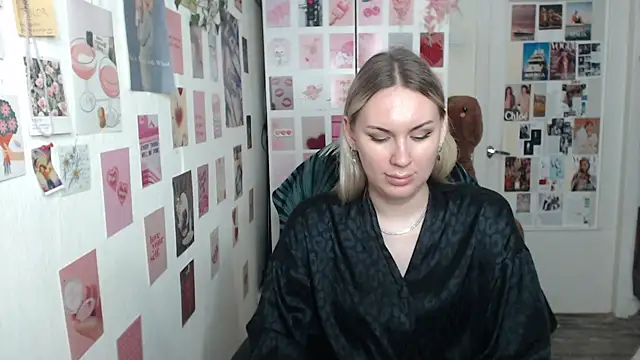 Snapshot of CapriScorpion chatting on March 5, 2025, 2:23 pm CapriScorpion online show from March 5, 2025, 2:23 pm