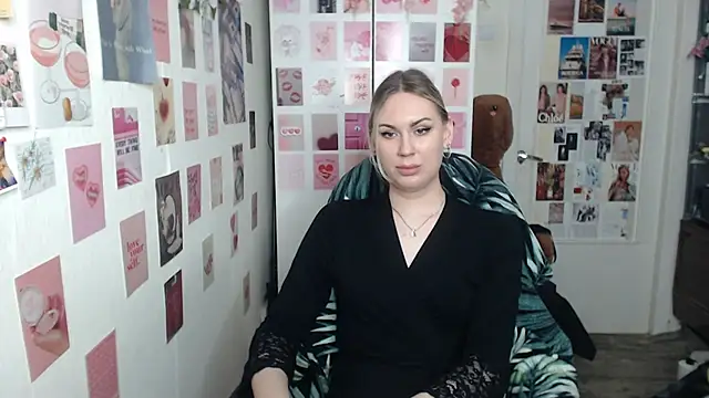 Snapshot of CapriScorpion chatting on March 15, 2025, 12:56 pm CapriScorpion online show from March 15, 2025, 12:56 pm