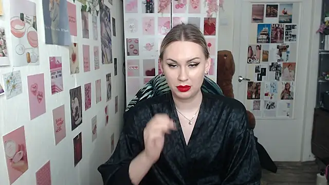 Snapshot of CapriScorpion chatting on March 19, 2025, 12:56 pm CapriScorpion online show from March 19, 2025, 12:56 pm