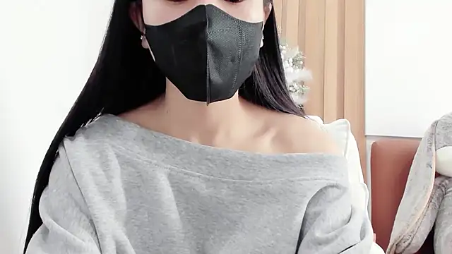 Lita-Julia online show from March 20, 2025, 4:40 am