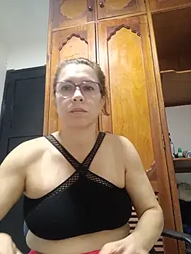 mademonsexy online show from June 7, 2026, 6:33 pm