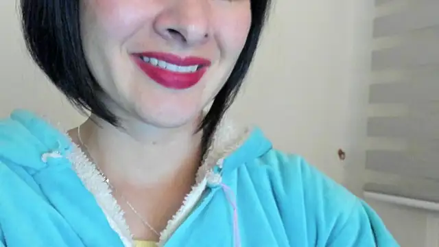 queen fetish online show from January 30, 2025, 2:27 am