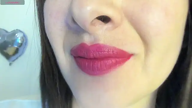 Snapshot of queen_fetish chatting on June 10, 2026, 10:14 am queen fetish online show from June 10, 2026, 10:14 am