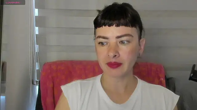 Snapshot of queen_fetish chatting on June 22, 2026, 4:26 pm queen fetish online show from June 22, 2026, 4:26 pm