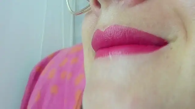 Snapshot of queen_fetish chatting on July 15, 2026, 10:20 am queen fetish online show from July 15, 2026, 10:20 am