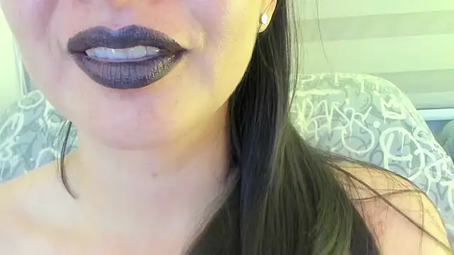 Snapshot of queen_fetish chatting on July 30, 2026, 10:42 pm queen fetish online show from July 30, 2026, 10:42 pm