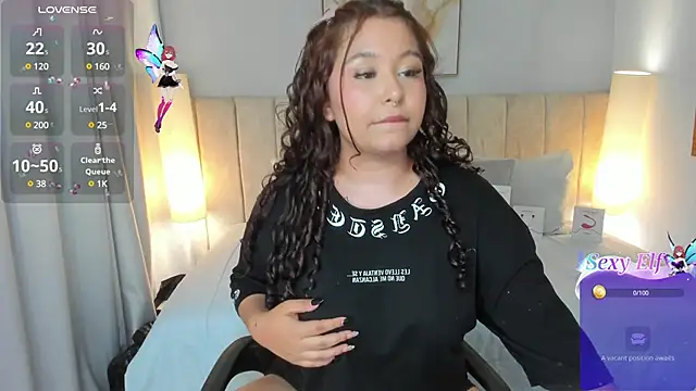 Atenea cuteee online show from February 13, 2025, 2:12 am