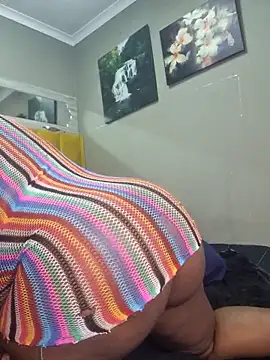 Bustygoddess32 online show from February 20, 2025, 9:42 pm