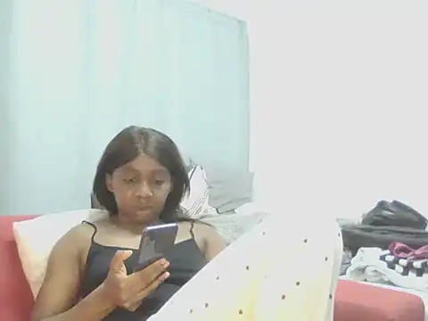 Snapshot of Sexxybella27 chatting on May 30, 2026, 7:44 pm Sexxybella27 online show from May 30, 2026, 7:44 pm