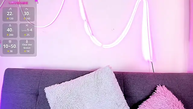 artmiaa online show from January 9, 2025, 1:35 pm