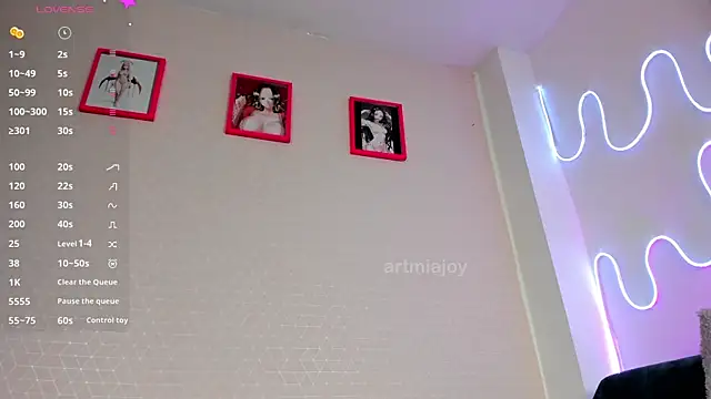 artmiaa online show from January 8, 2026, 11:01 am